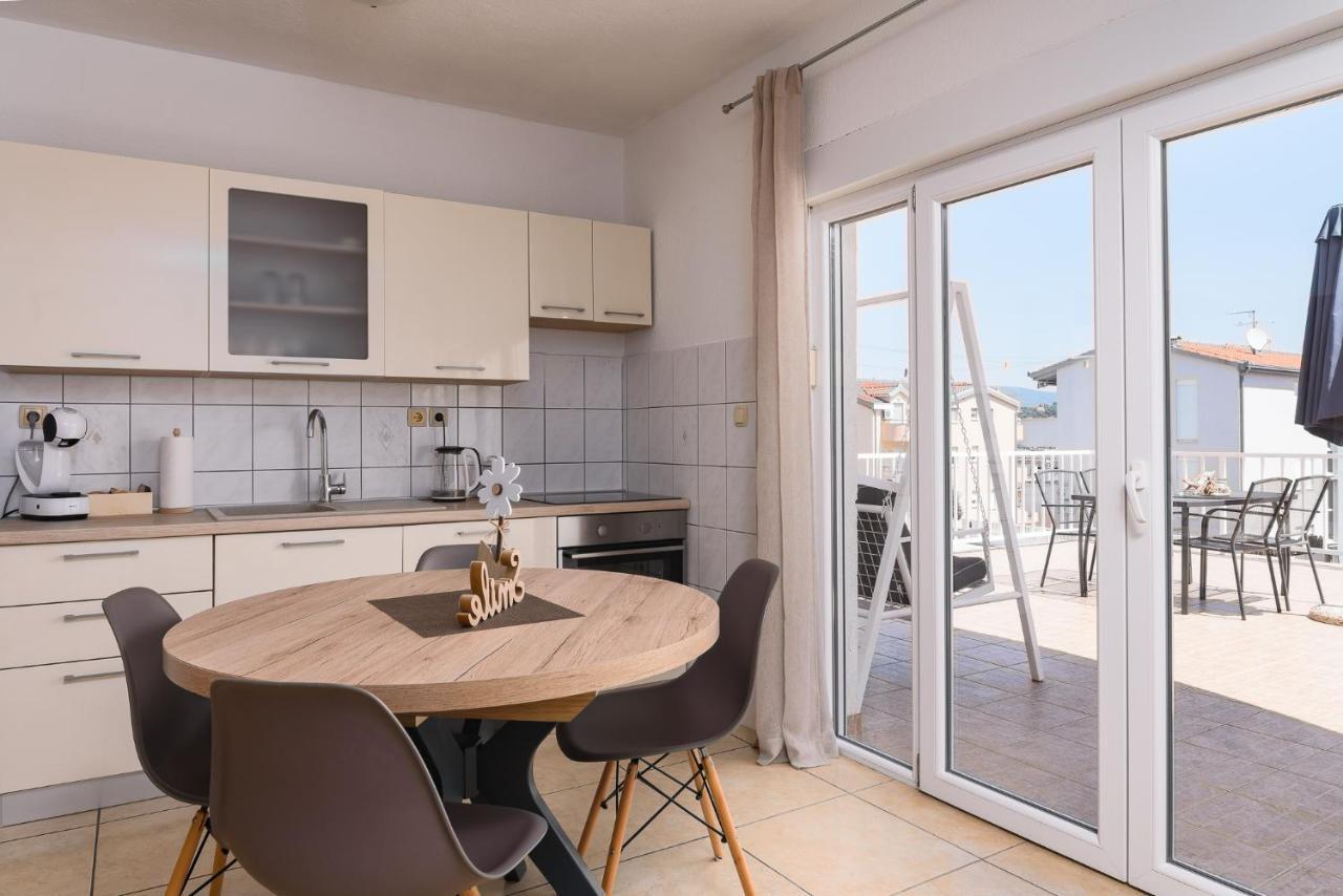 Apartment Planikovica Trogir Exterior foto